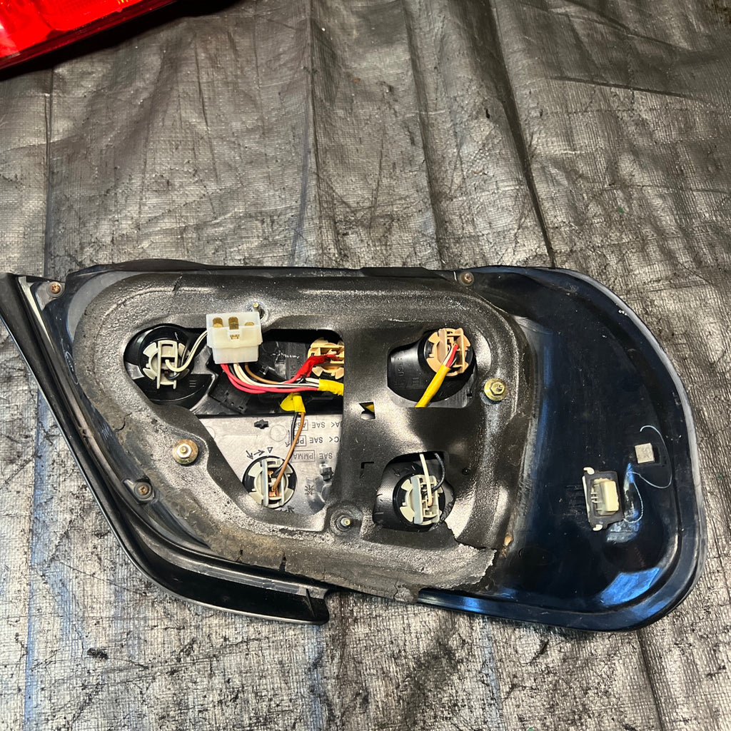 2004-2007 Subaru Impreza Tail Lights Sedan Set Pair WRX/STi Genuine